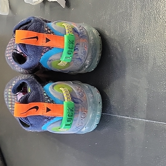 2020 flyknit vapormax - Picture 2 of 5